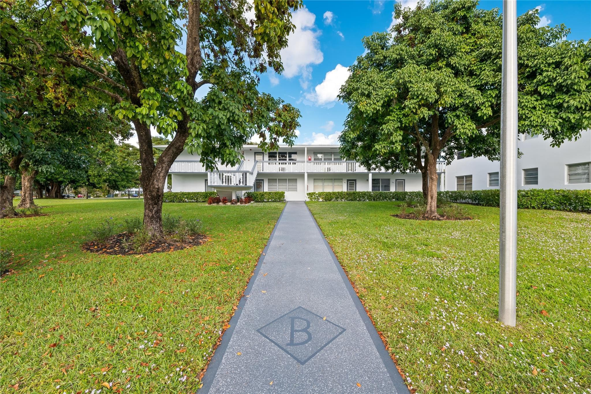 39 Prescott B 39, Deerfield Beach, FL 33442 17