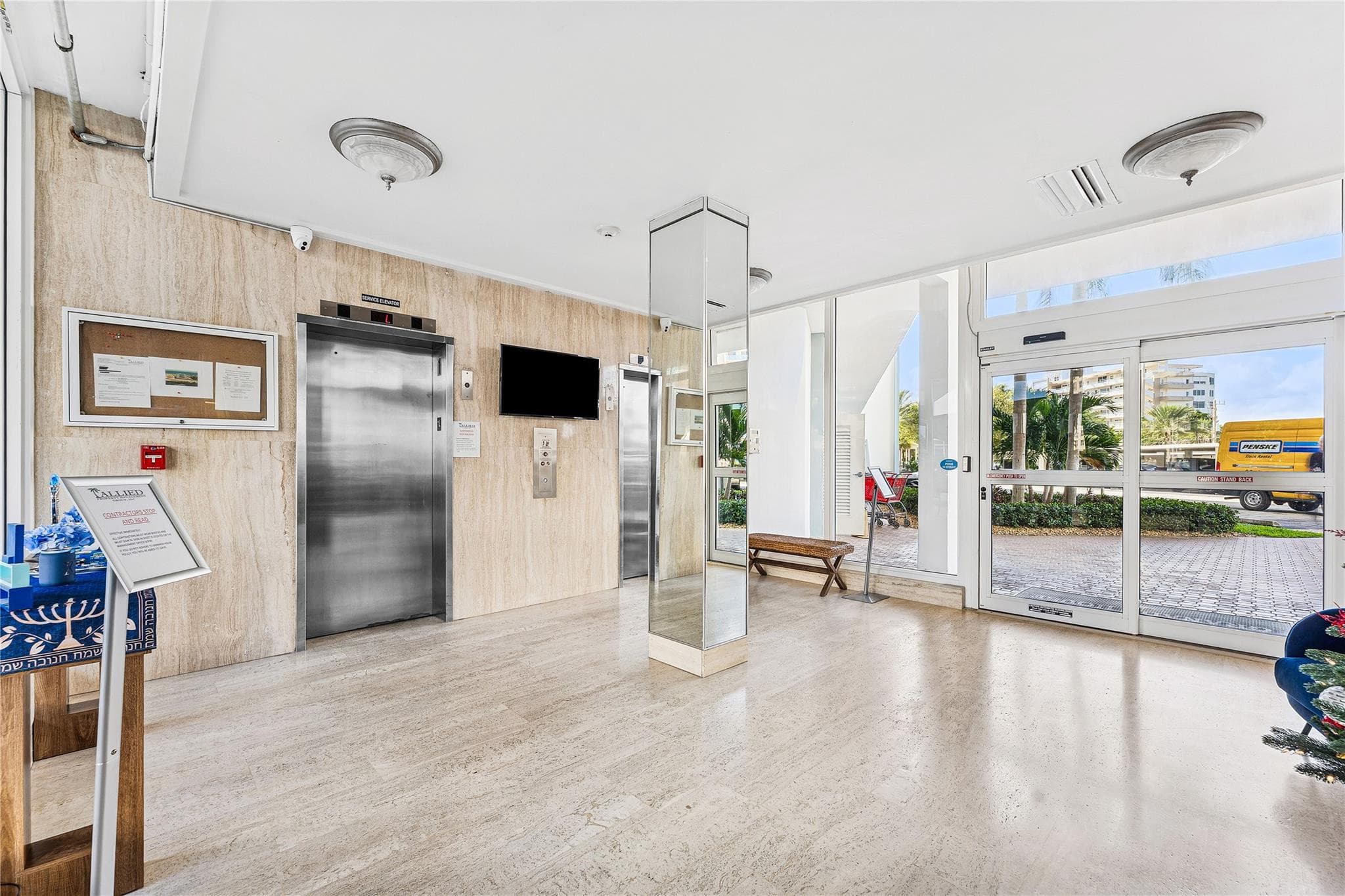 201 N Ocean Boulevard 208, Pompano Beach, FL 33062 29