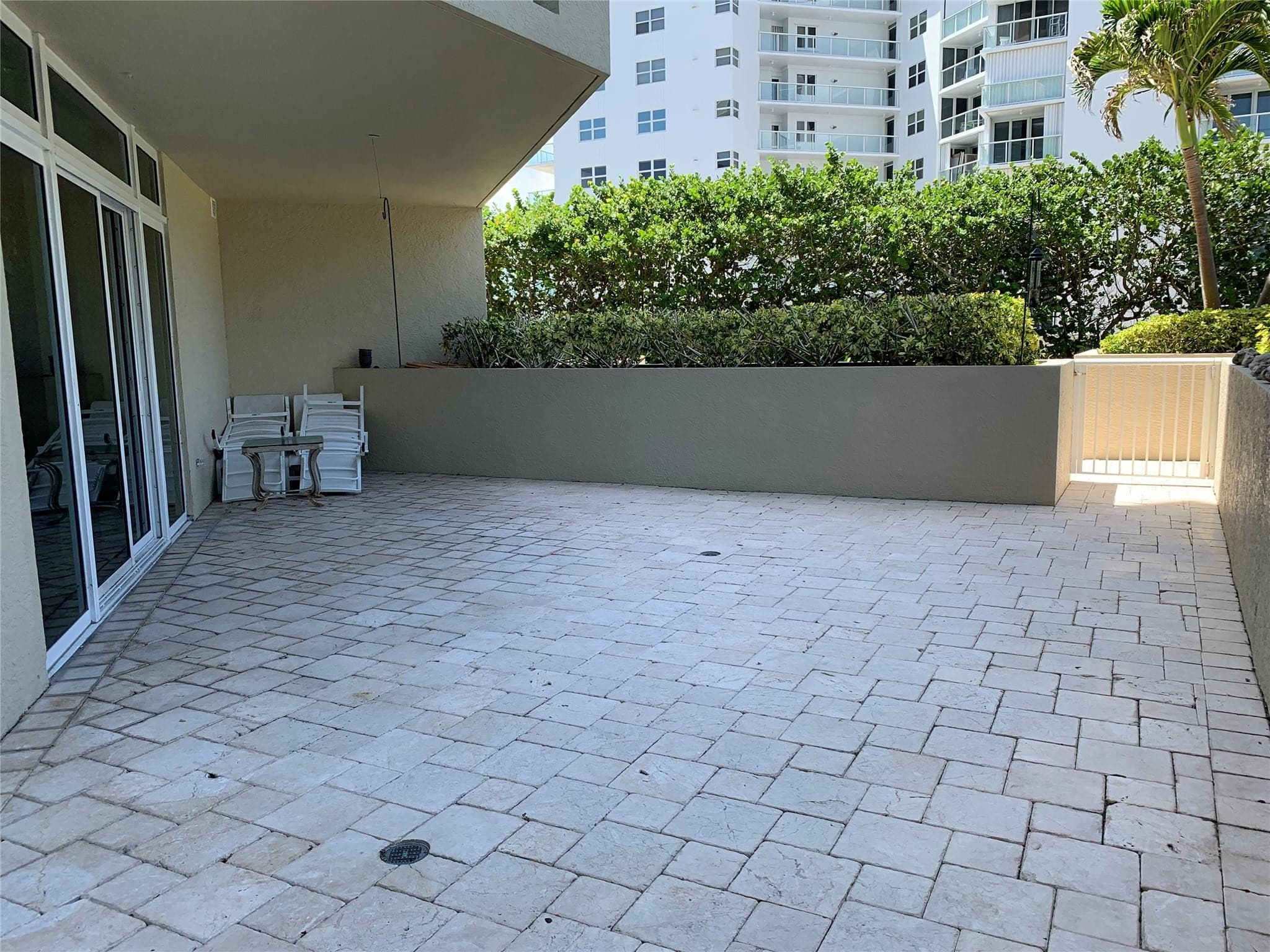 1063 W Hillsboro Mile 115, Hillsboro Beach, FL 33062 29