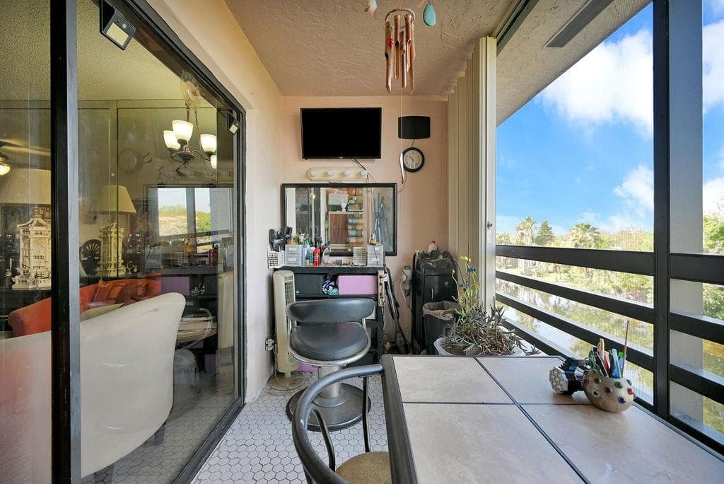 10442 Sunrise Lakes Boulevard 312, Sunrise, FL 33322 27