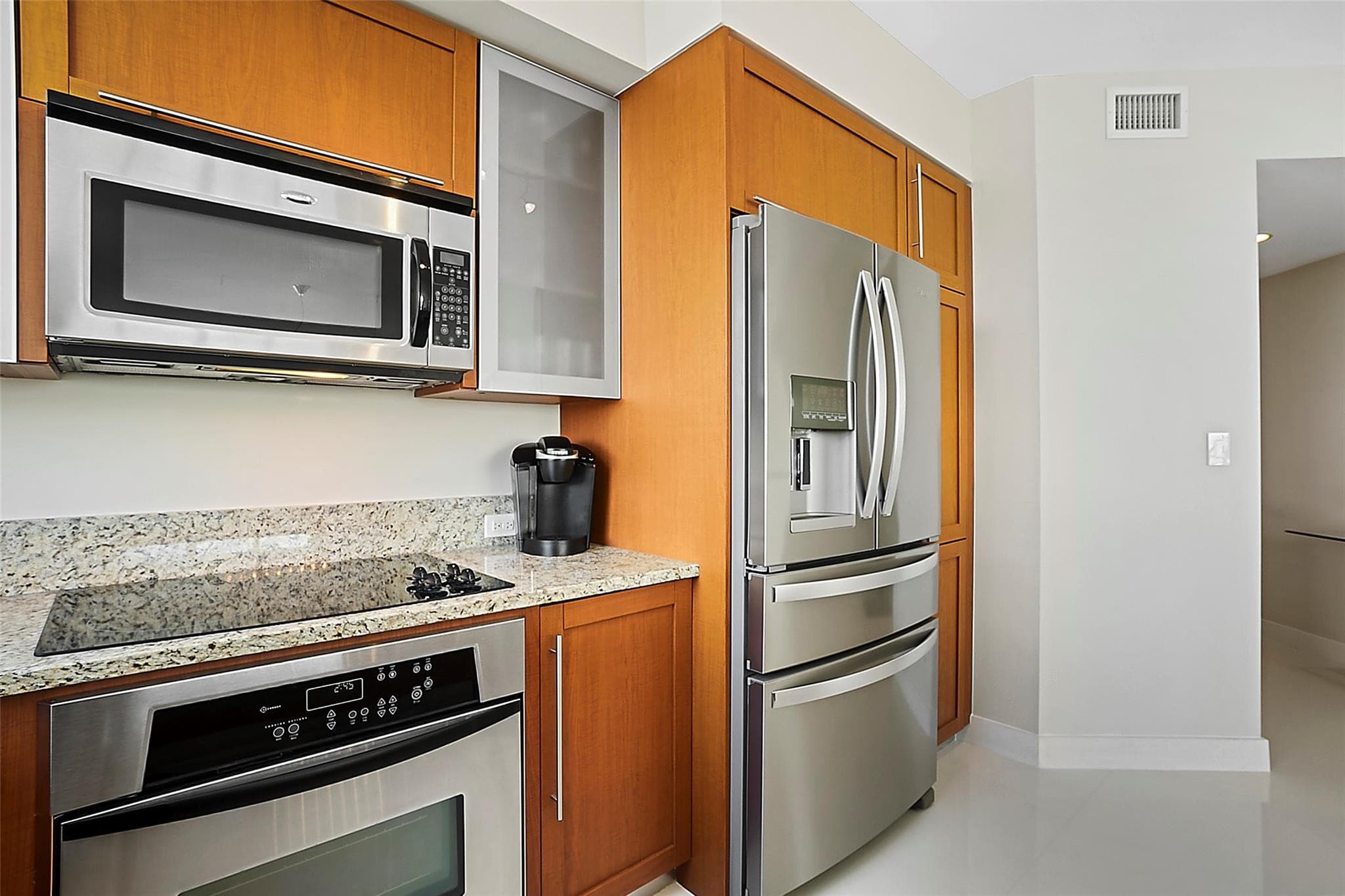 2831 N Ocean Boulevard 801N, Fort Lauderdale, FL 33308 8
