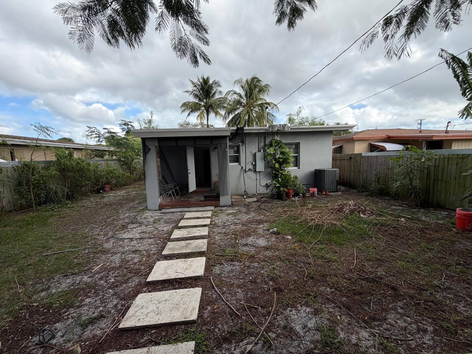 405 NW 18th Avenue, Fort Lauderdale, FL 33311 23