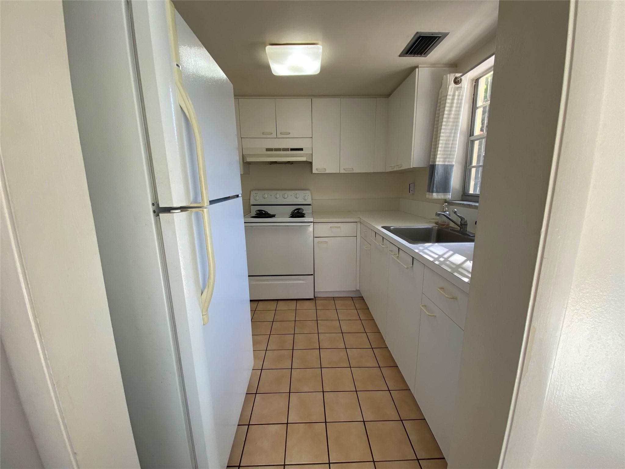 310 SW 11th Court, Fort Lauderdale, FL 33315 6