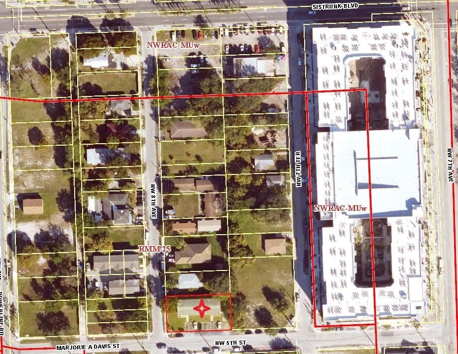 751 NW 5th Street, Fort Lauderdale, FL 33311 5
