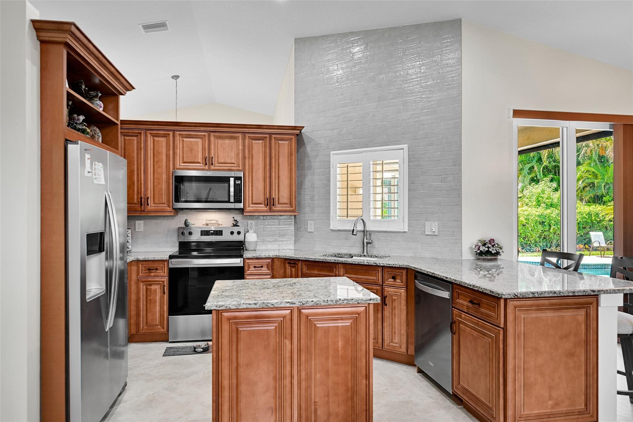 4910 NW 104th Avenue, Coral Springs, FL 33076 12