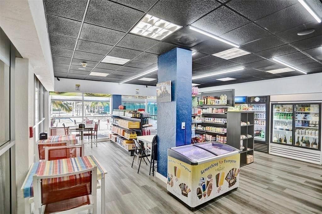 18031 Biscayne Boulevard 1104, Aventura, FL 33160 27