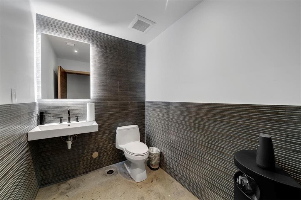3530 NW 115th Avenue 3530, Doral, FL 33178 32