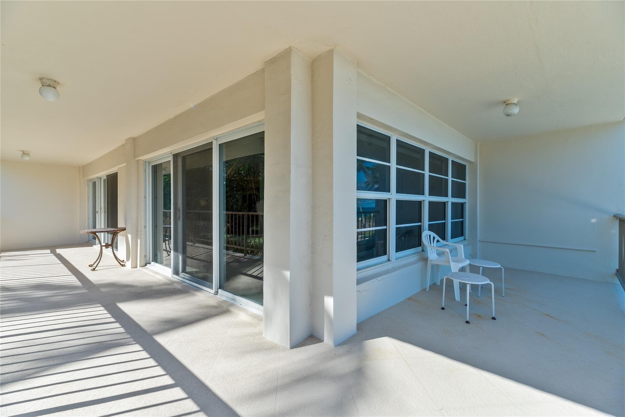 1021 Hillsboro Mile G1, Hillsboro Beach, FL 33062 25