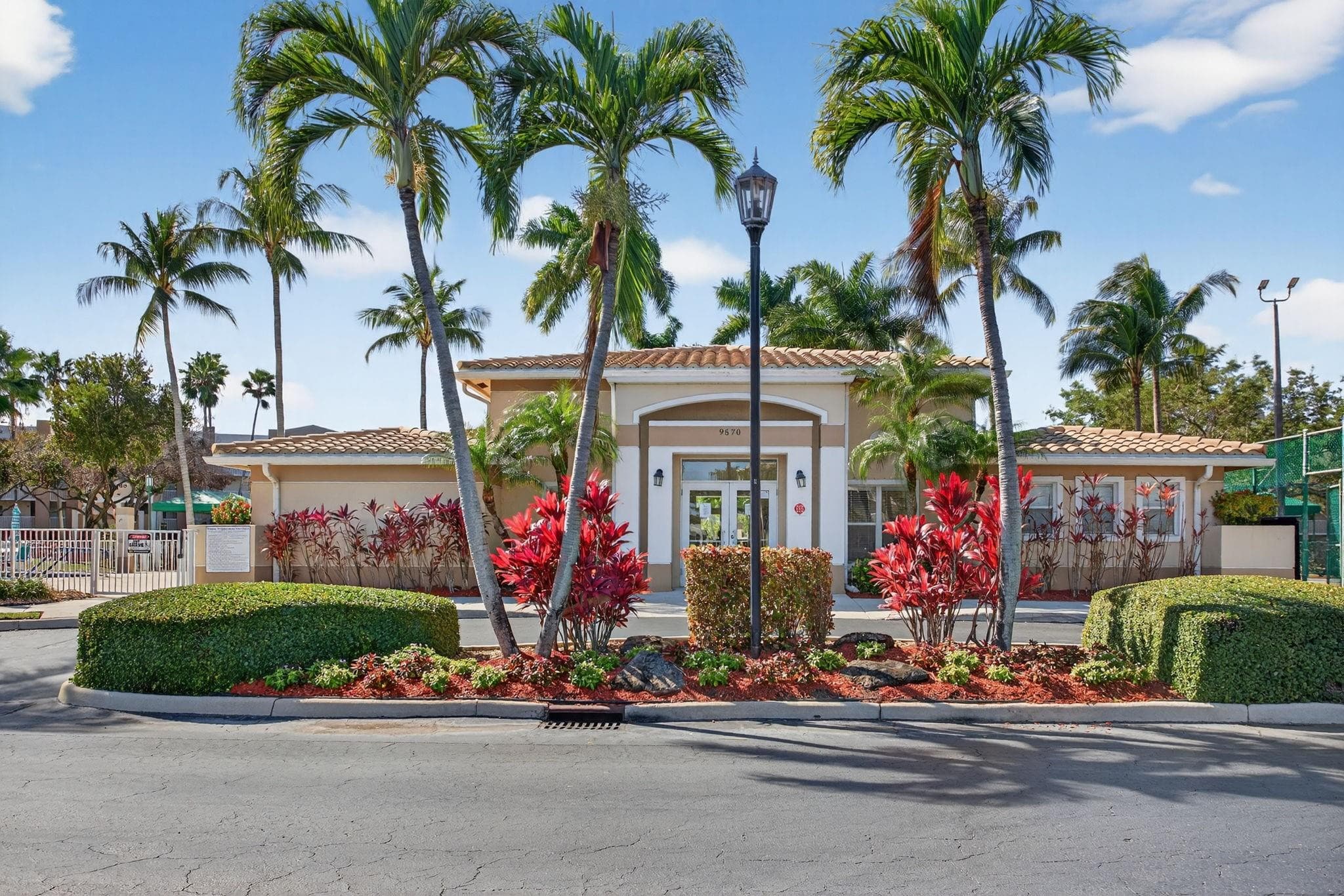9575 Weldon Circle Apt C413, Tamarac, FL 33321 45