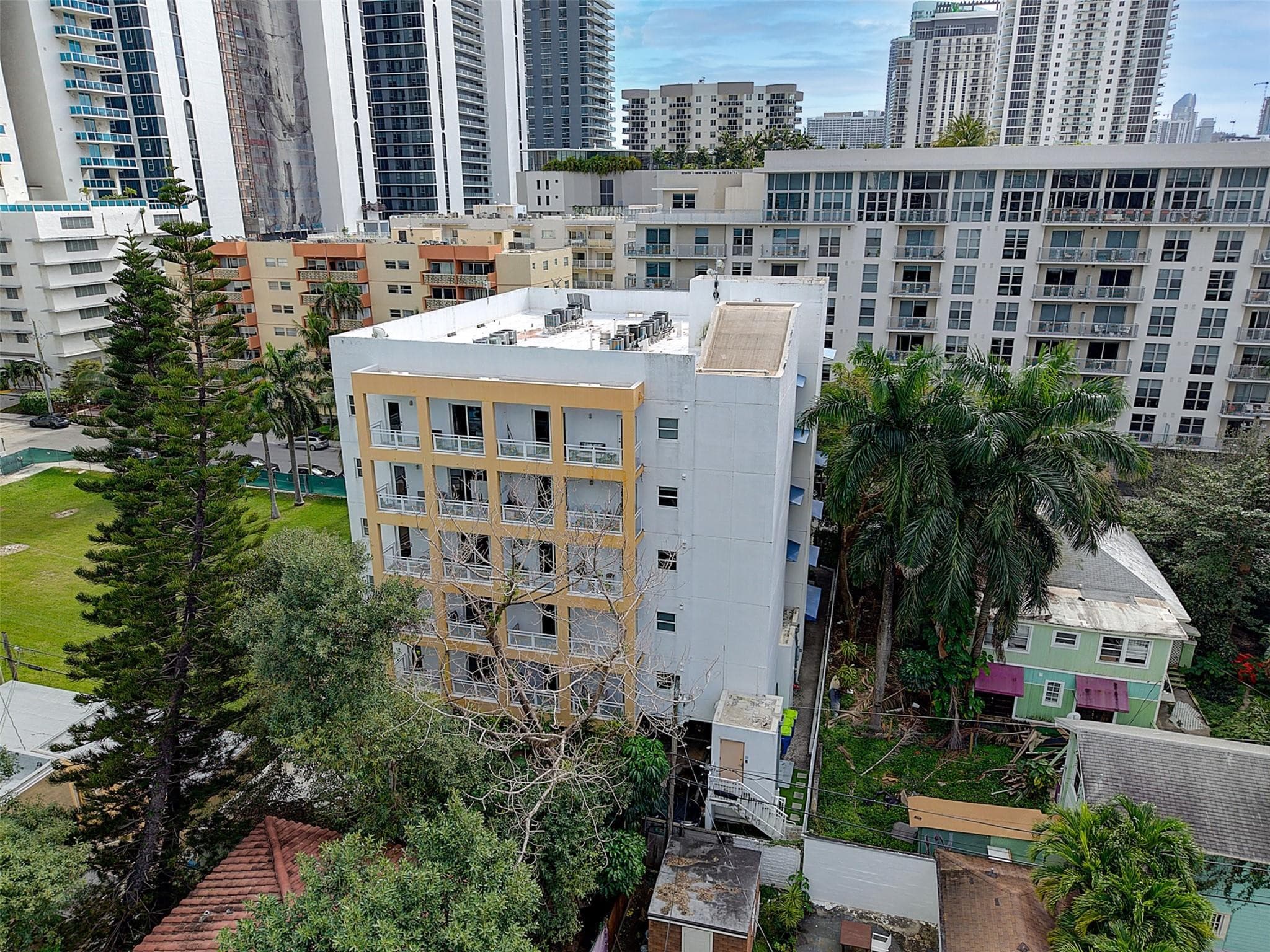 471 NE 25th Street 503, Miami, FL 33137 28