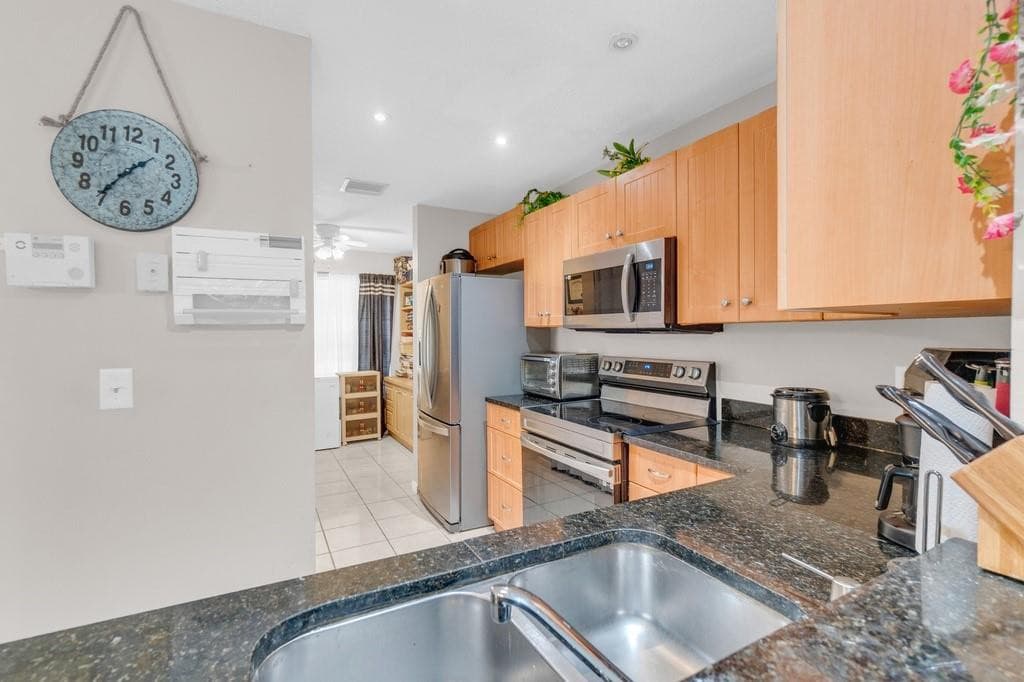 3611 NW 122nd Terrace 3611, Sunrise, FL 33323 7