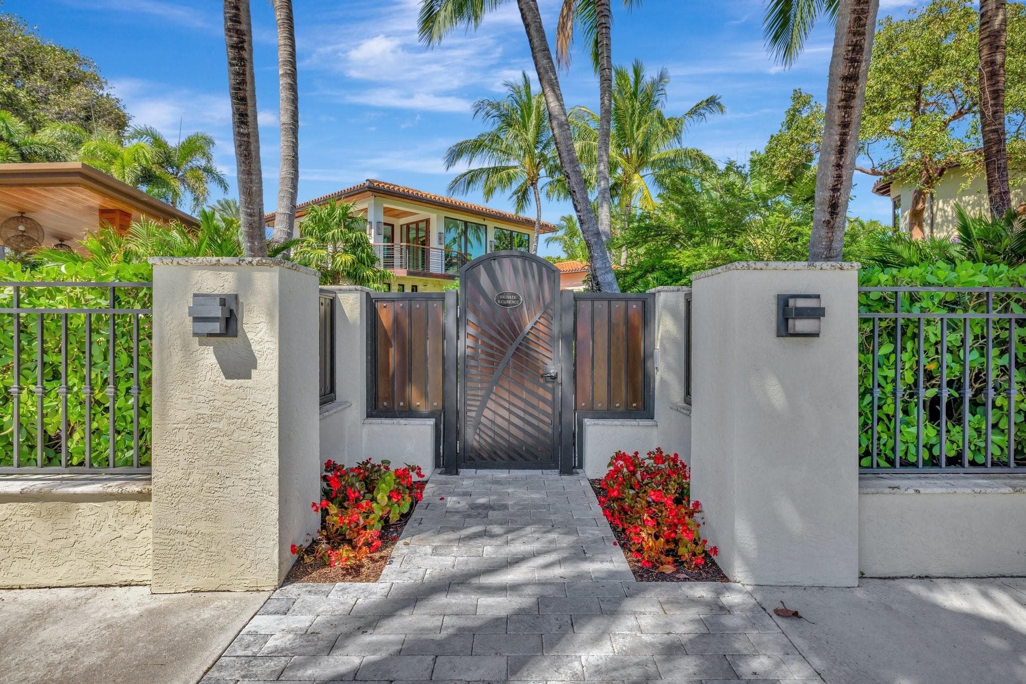 815 Idlewyld Drive, Fort Lauderdale, FL 33301 53