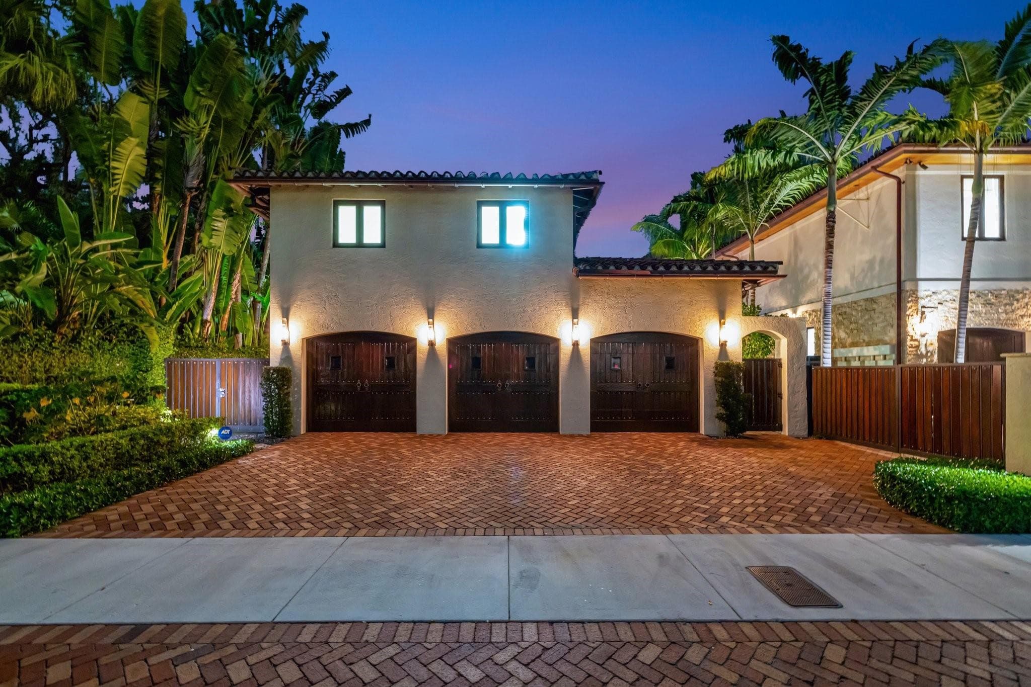 815 Idlewyld Drive, Fort Lauderdale, FL 33301 90