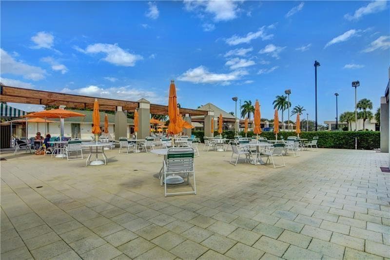 2003 Granada Drive L4, Coconut Creek, FL 33066 32
