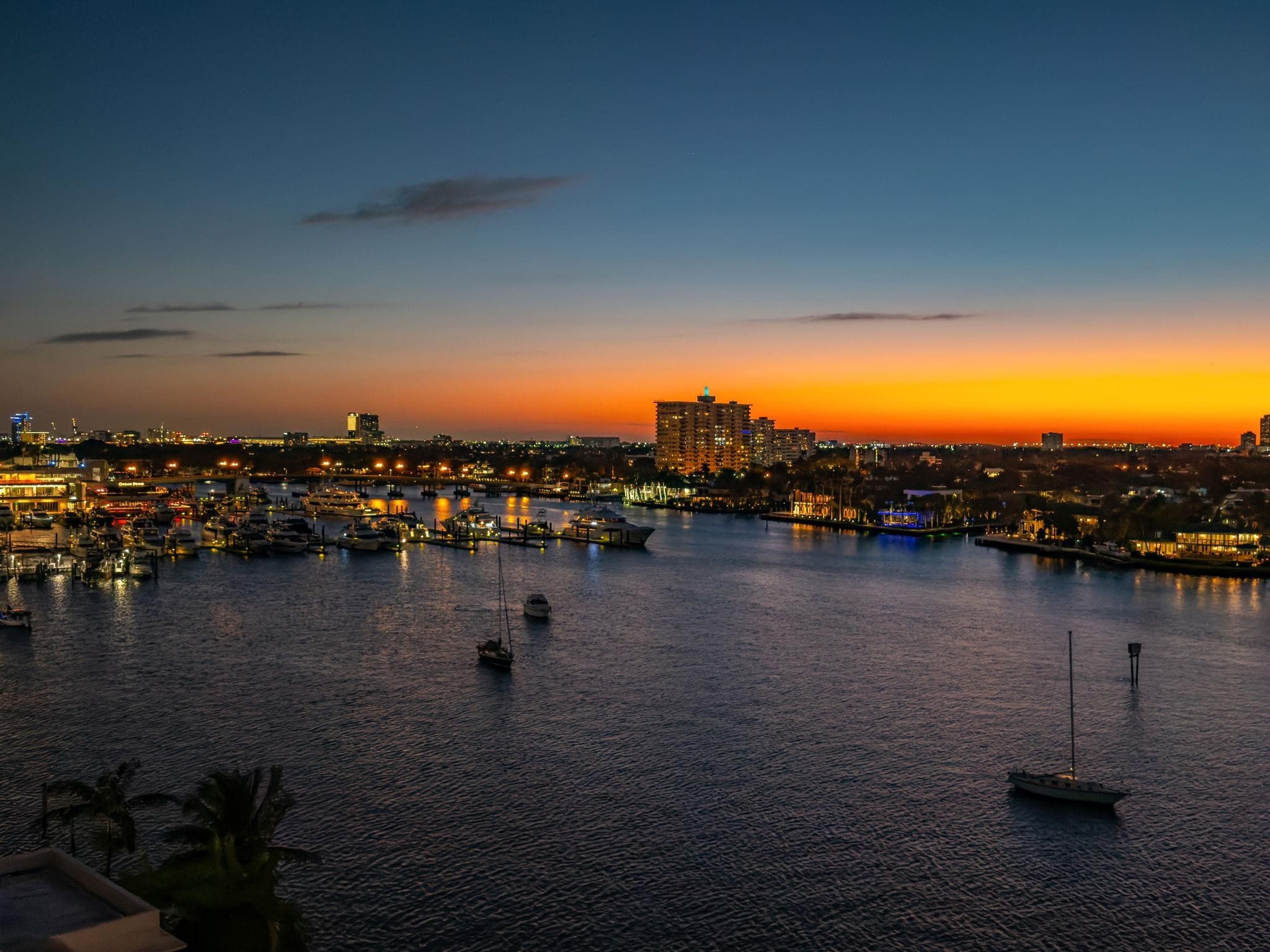 209 N Birch Road 1002, Fort Lauderdale, FL 33304 3