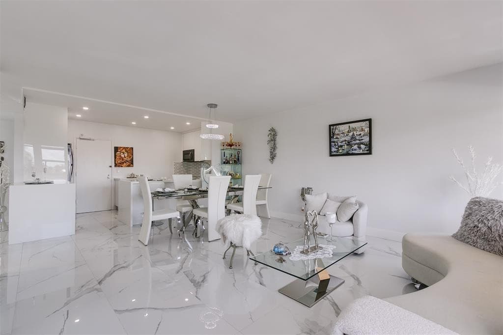3333 NE 34th Street 304, Fort Lauderdale, FL 33308 15