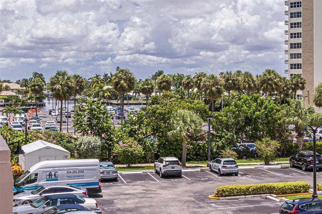 3333 NE 34th Street 304, Fort Lauderdale, FL 33308 30