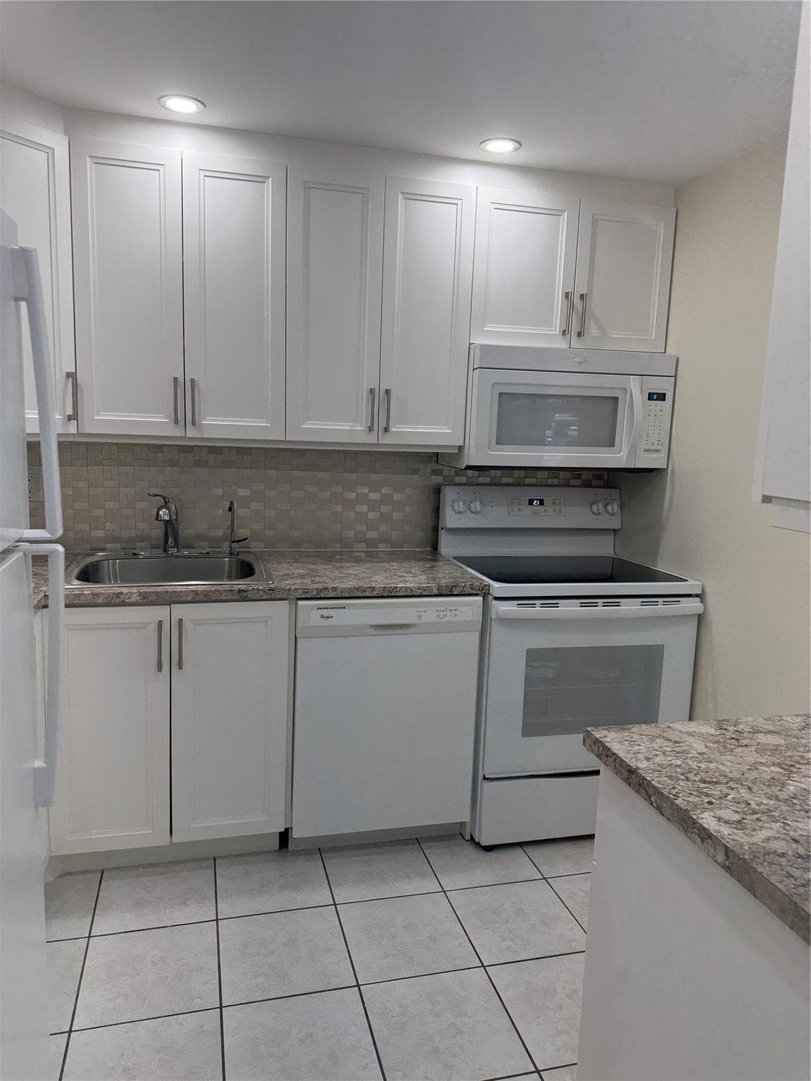 2901 NW 46th Avenue 106, Lauderdale Lakes, FL 33313 10