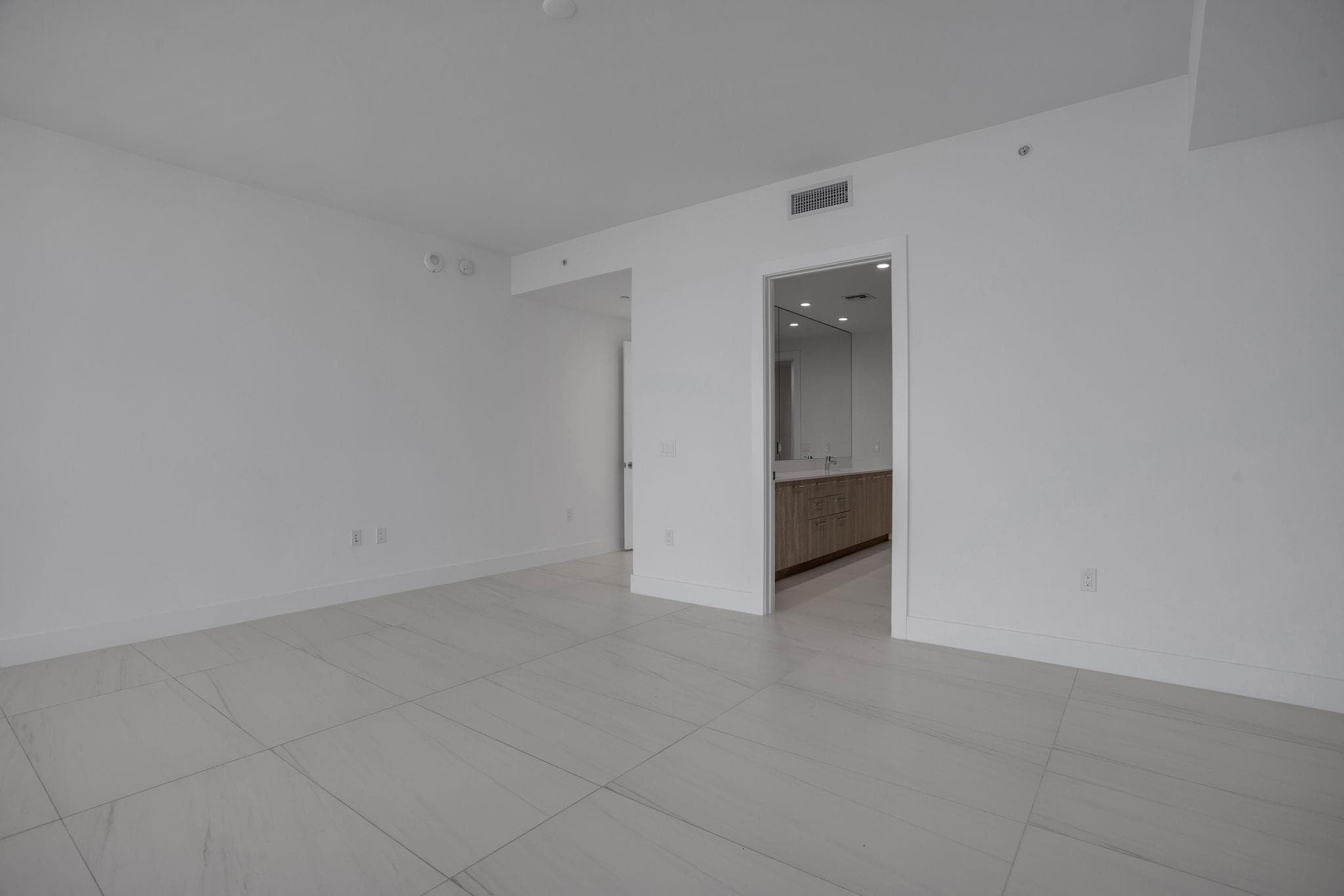 151 N Seabreeze Blv E-701, Fort Lauderdale, FL 33304 50