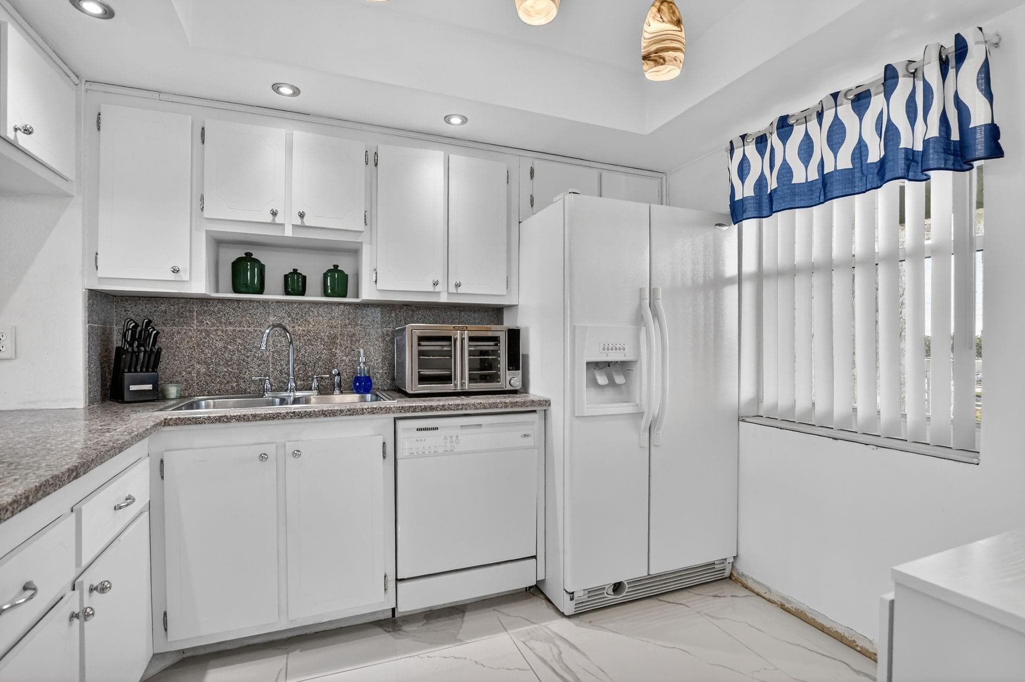 9872 Marina Boulevard 1433, Boca Raton, FL 33428 12