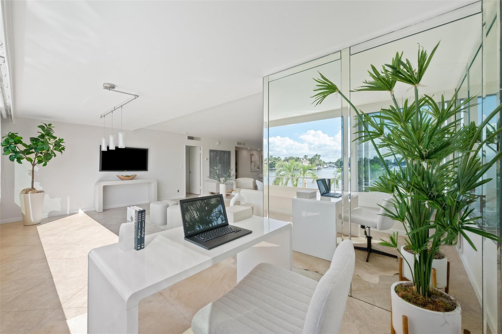 215 N Birch Road 2b, Fort Lauderdale, FL 33304 13