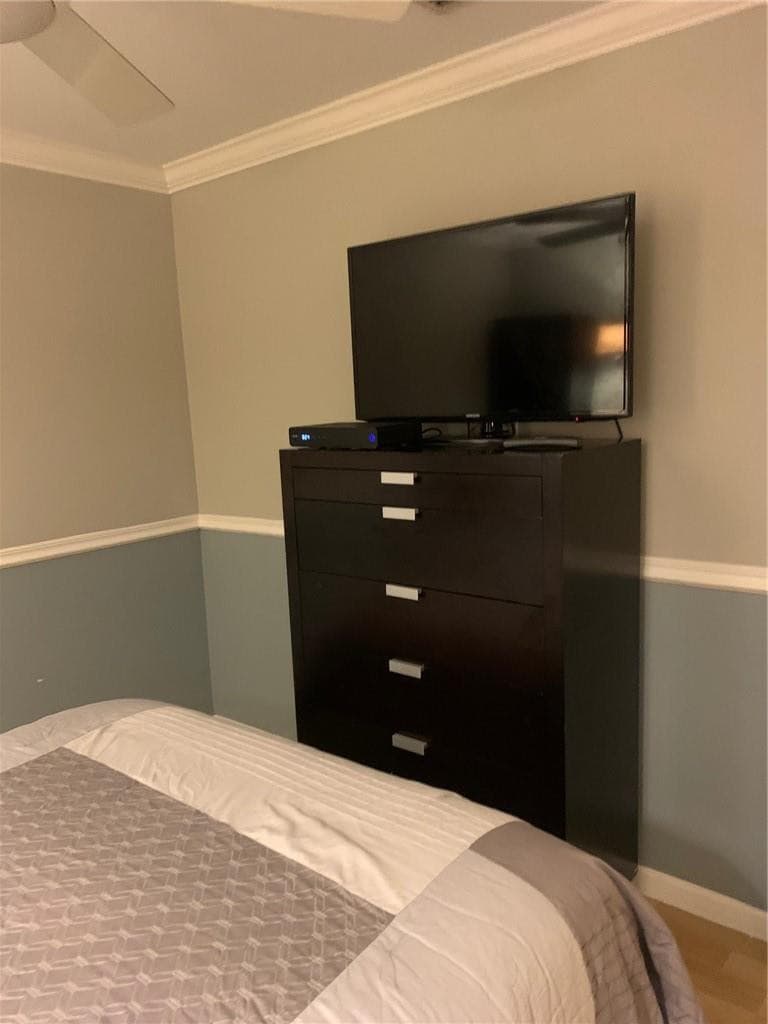 1334 NE 16th Avenue, Fort Lauderdale, FL 33304 22