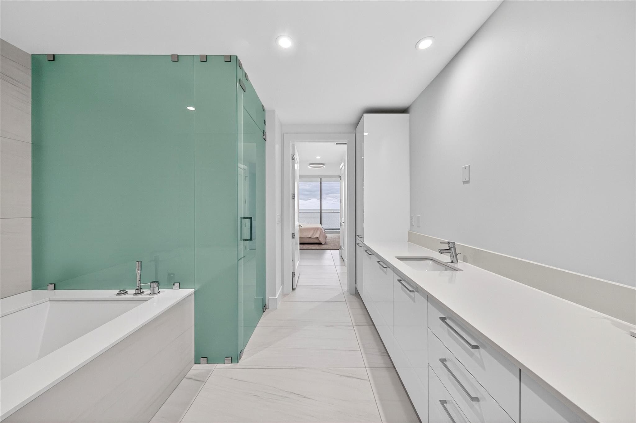 153 N Seabreeze 1901-s, Fort Lauderdale, FL 33304 22