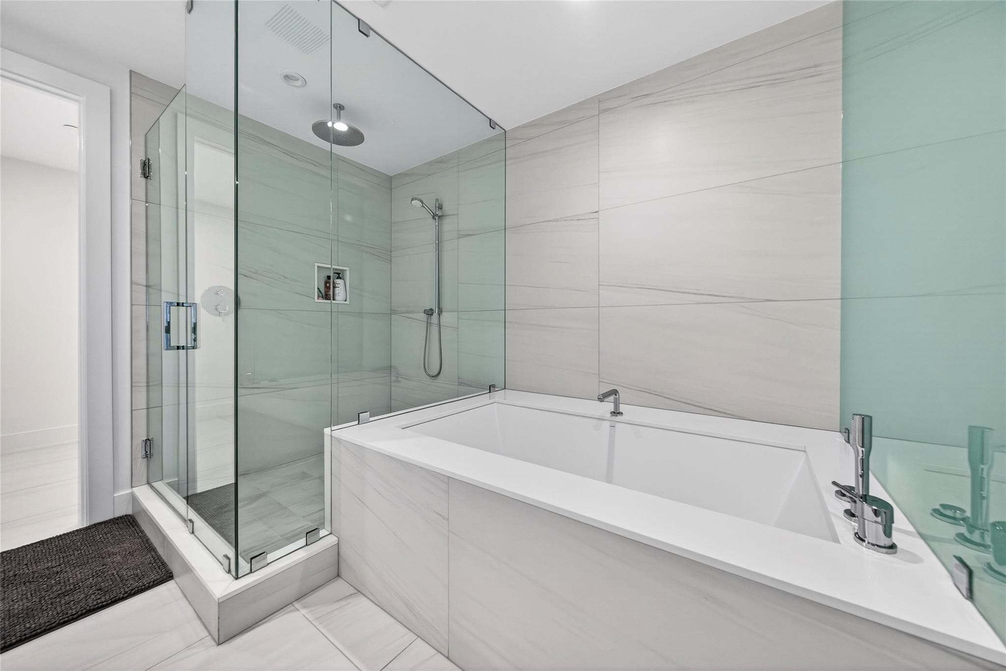 153 N Seabreeze 1901-s, Fort Lauderdale, FL 33304 23