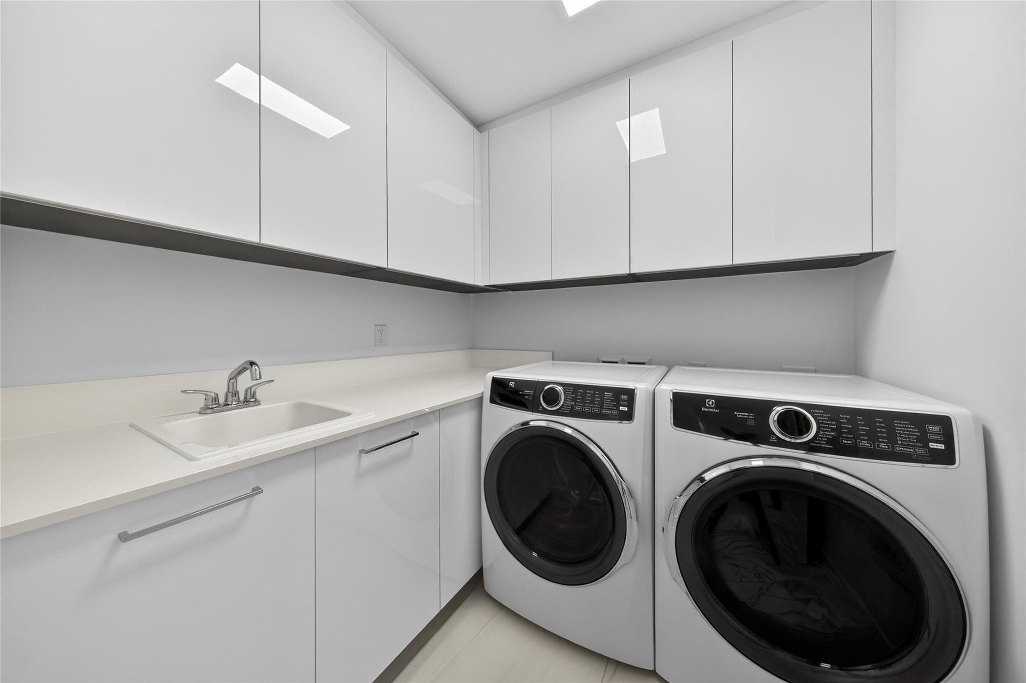 153 N Seabreeze 1901-s, Fort Lauderdale, FL 33304 31