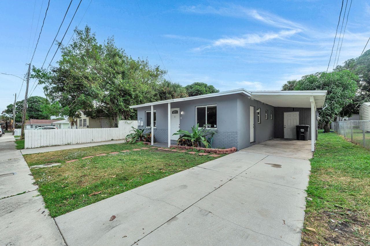 728 20th Street, West Palm Beach, FL 33407 30