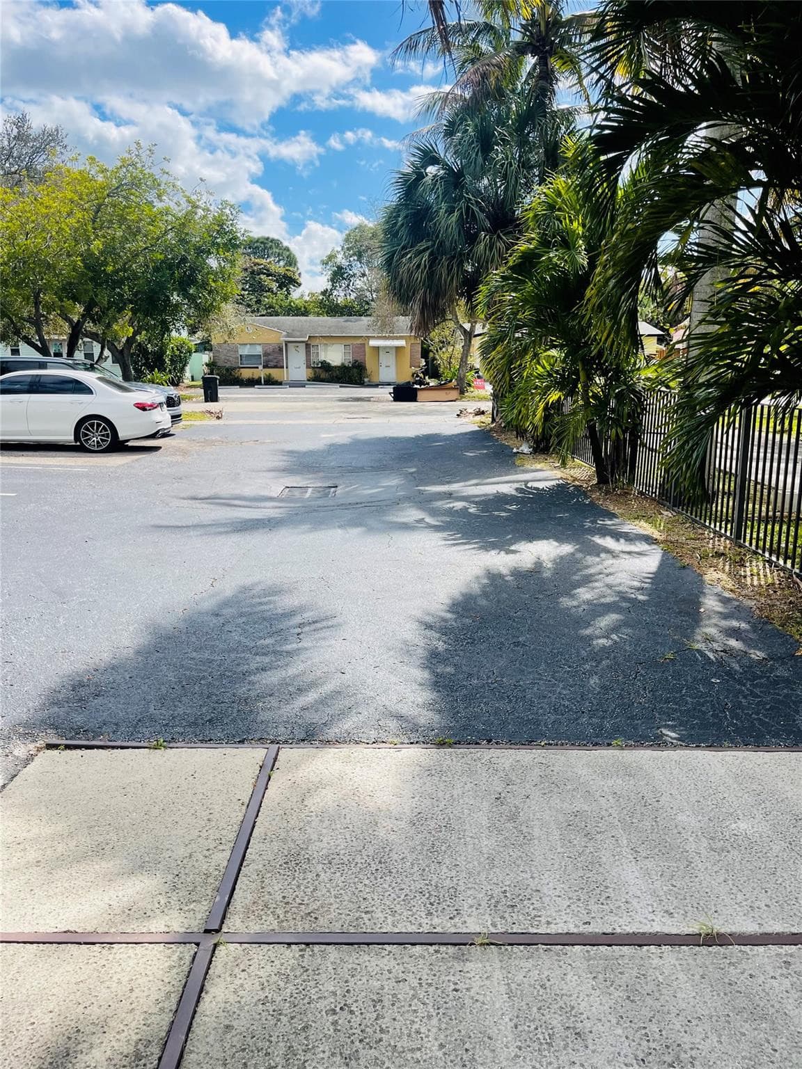 201 SE 19th Street, Fort Lauderdale, FL 33316 4