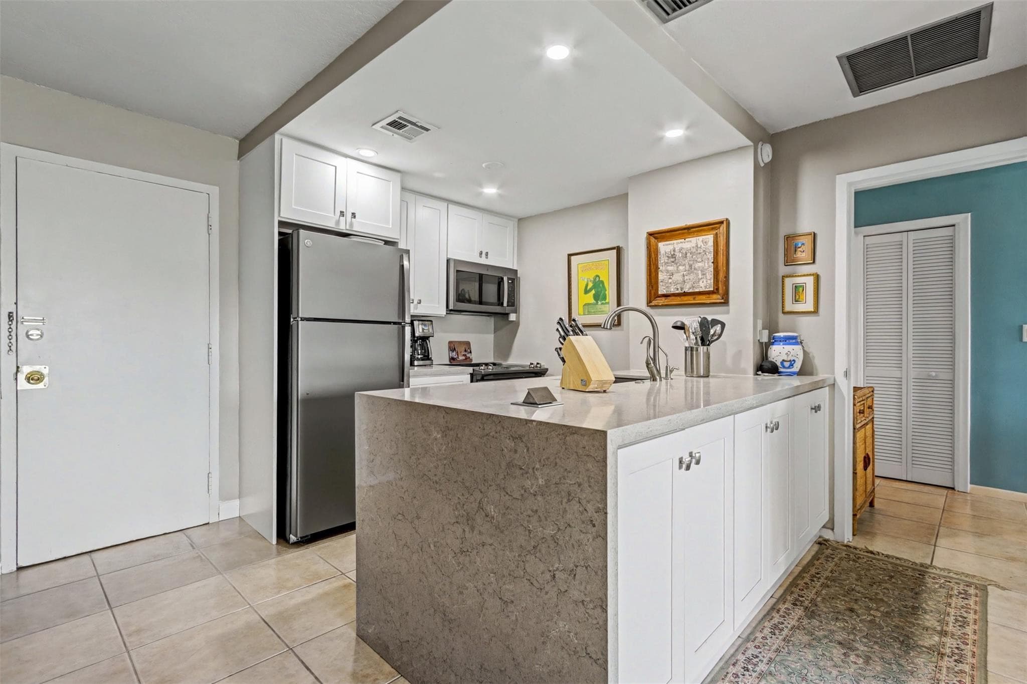 3212 NE 12th Street 502, Pompano Beach, FL 33062 13