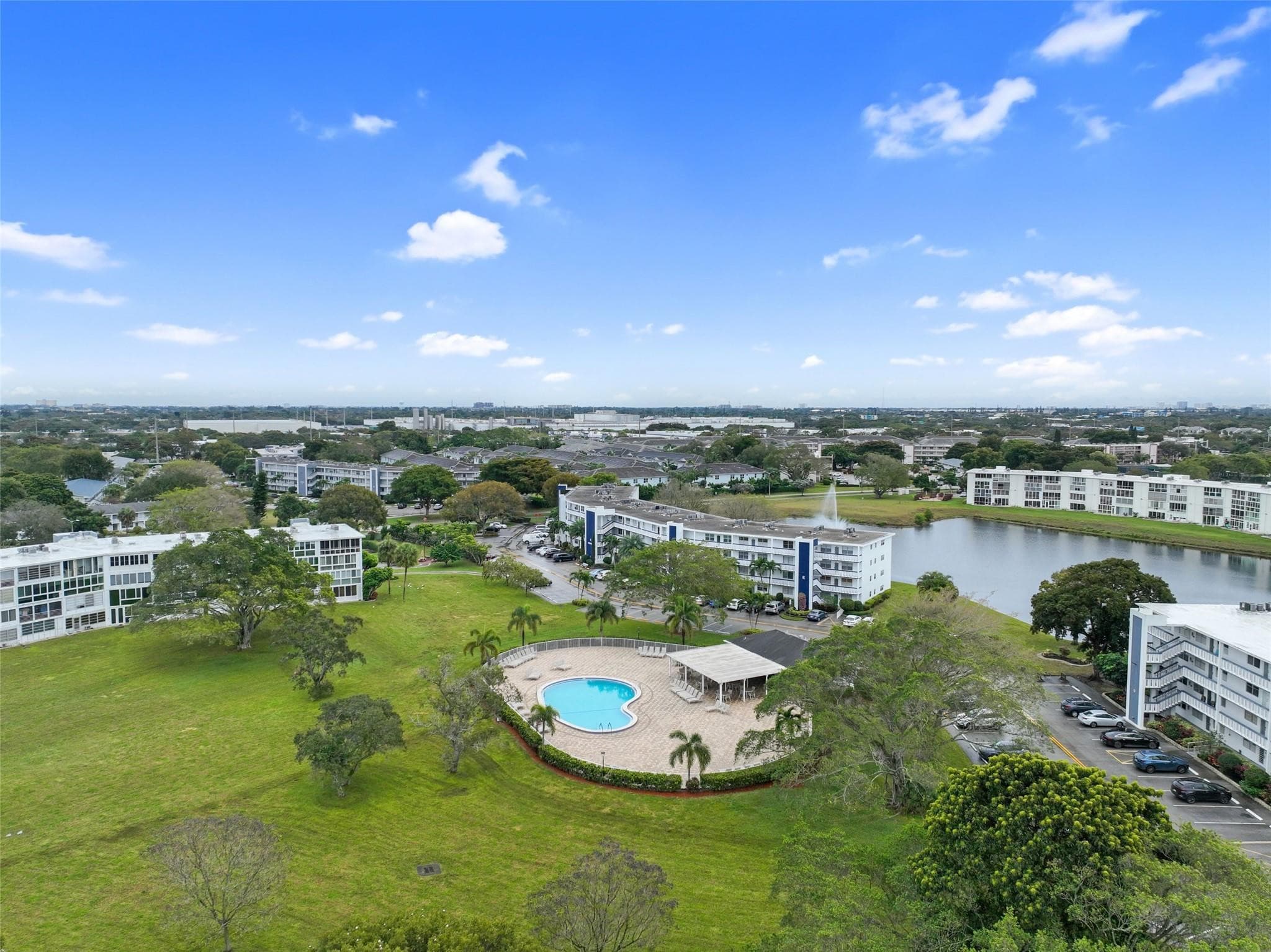 3034 Berkshire B 3034, Deerfield Beach, FL 33442 47