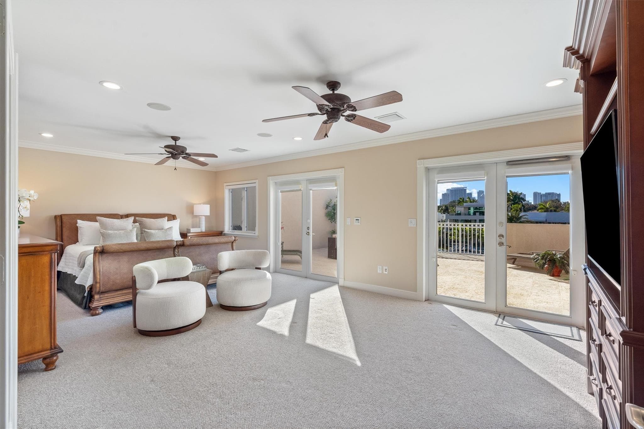 59 Hendricks Isle, Fort Lauderdale, FL 33301 29
