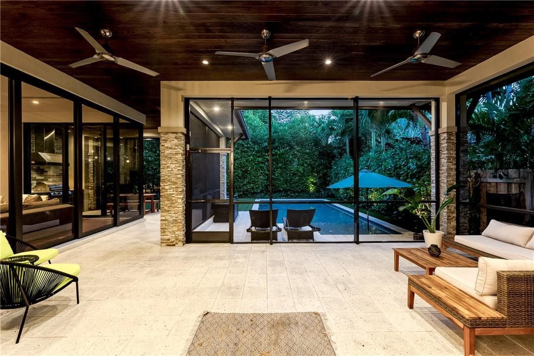 404 NE 13th Avenue, Fort Lauderdale, FL 33301 8