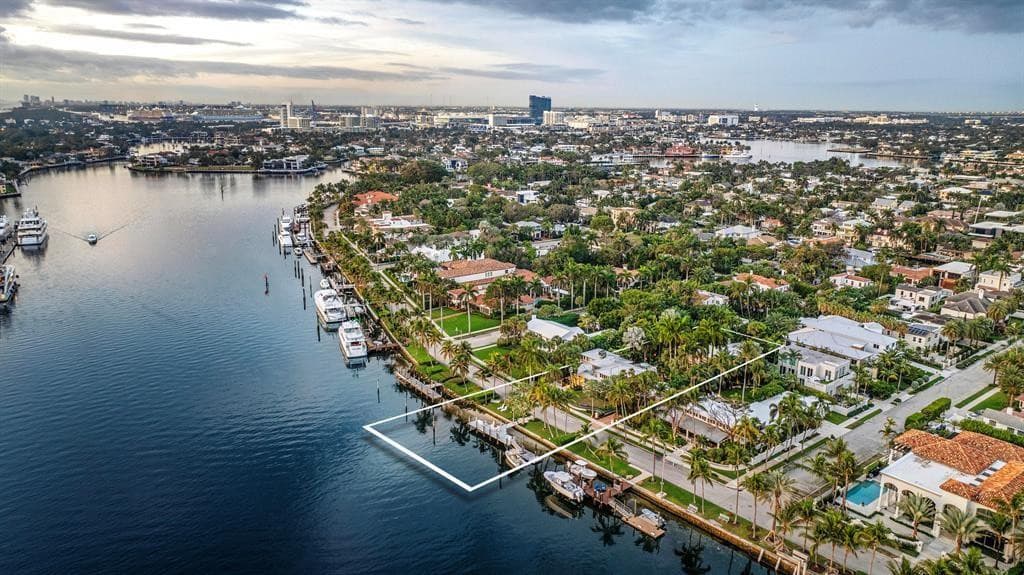 615 Idlewyld Drive, Fort Lauderdale, FL 33301 2