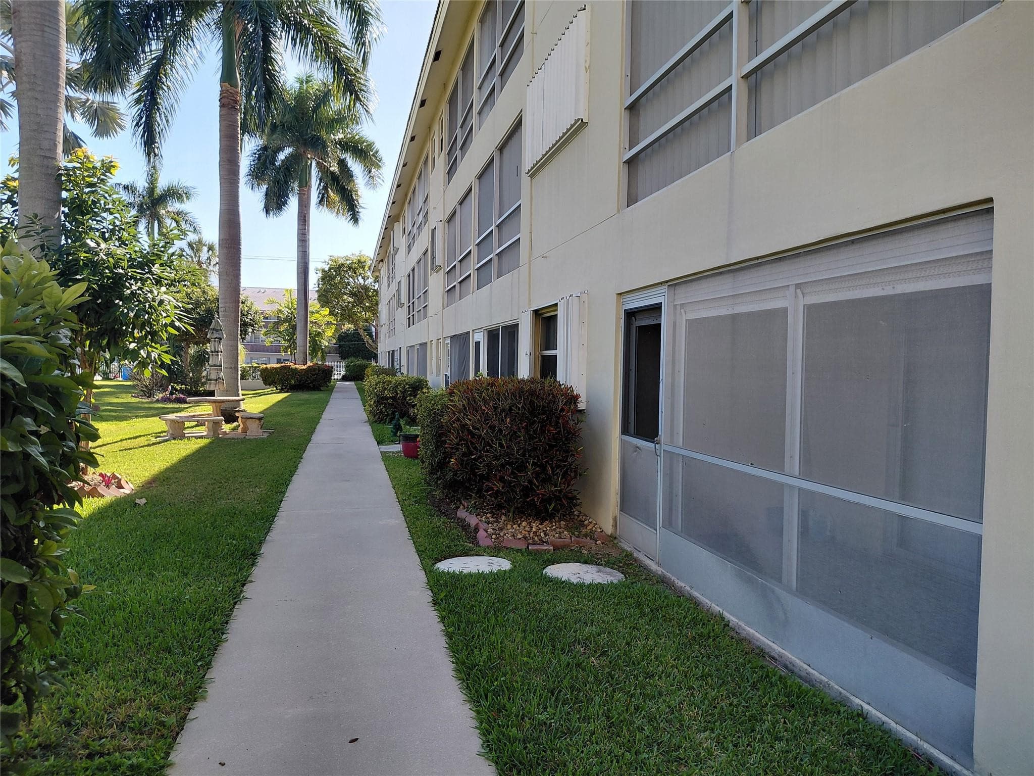 1951 NE 39th Street 127, Lighthouse Point, FL 33064 25