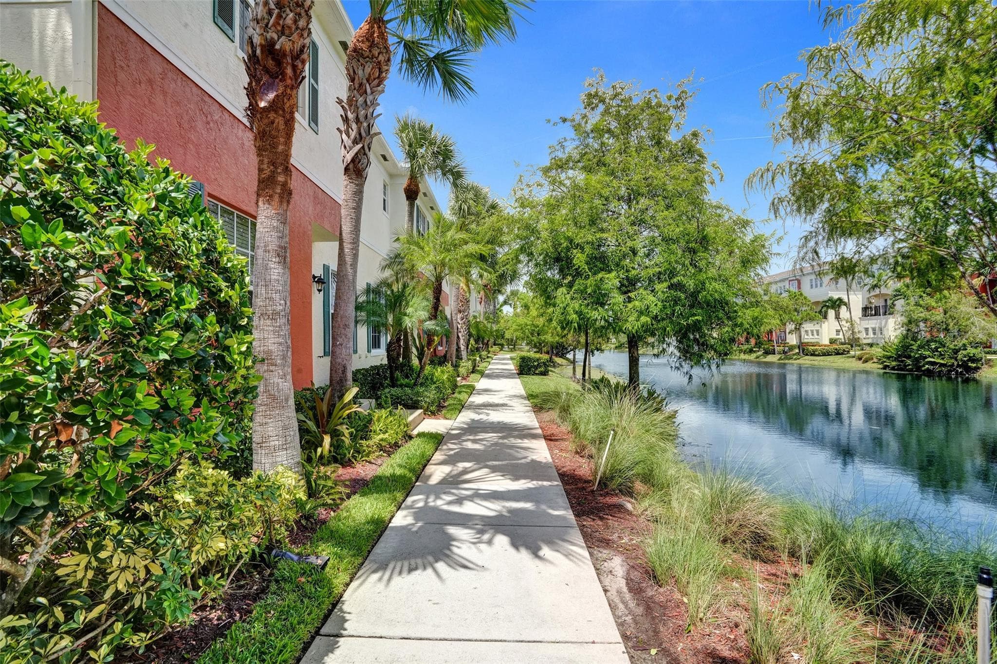 159 SW 7th Court, Pompano Beach, FL 33060 47