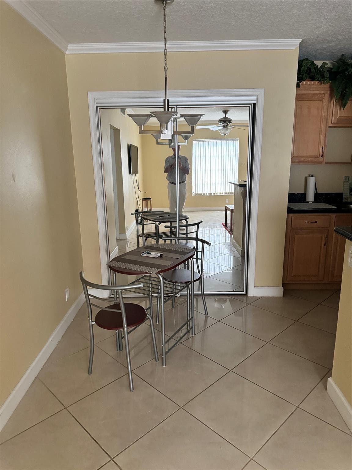2171 NE 66th Street 801, Fort Lauderdale, FL 33308 9