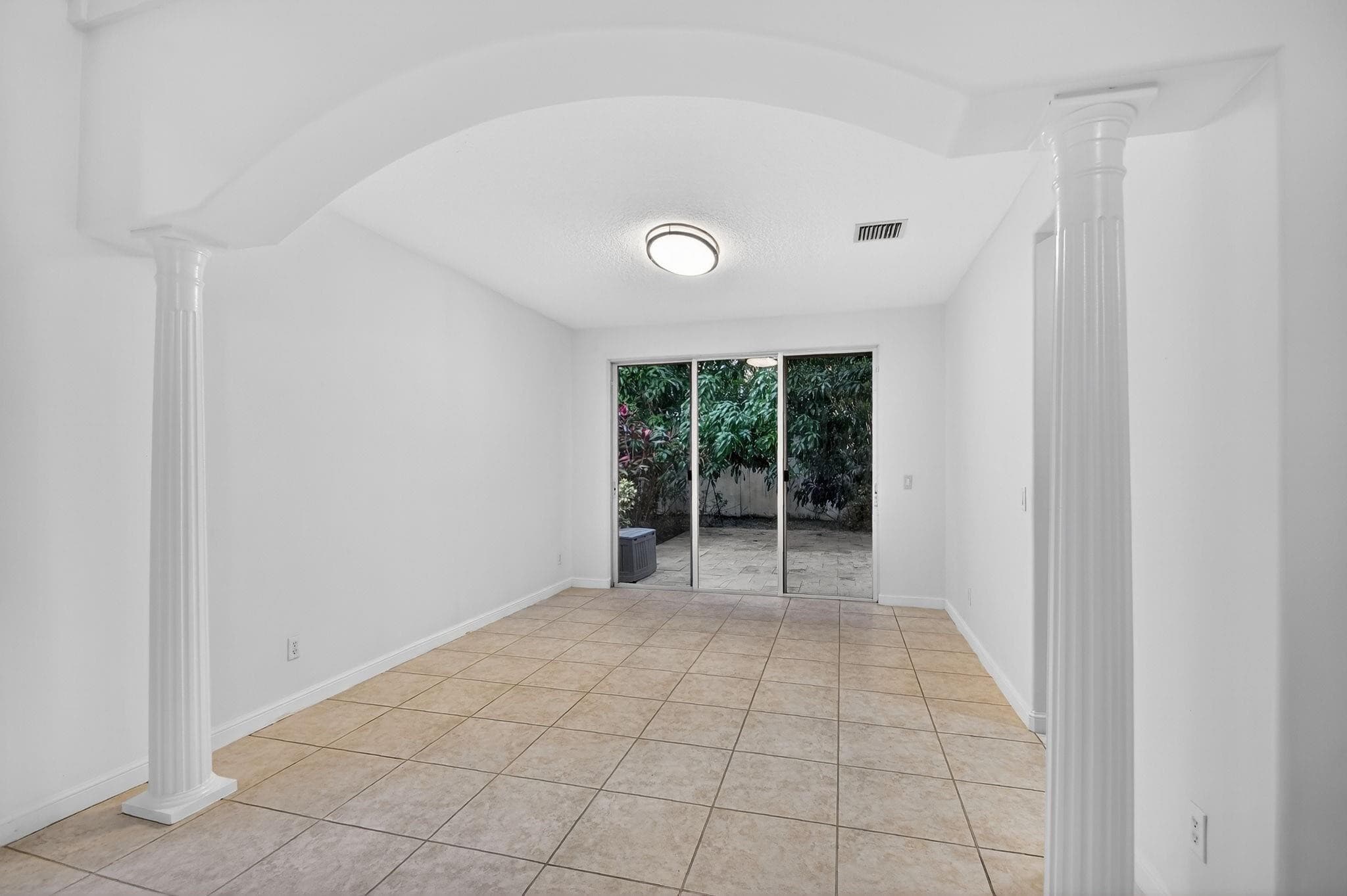 4795 S Classical Boulevard, Delray Beach, FL 33445 9