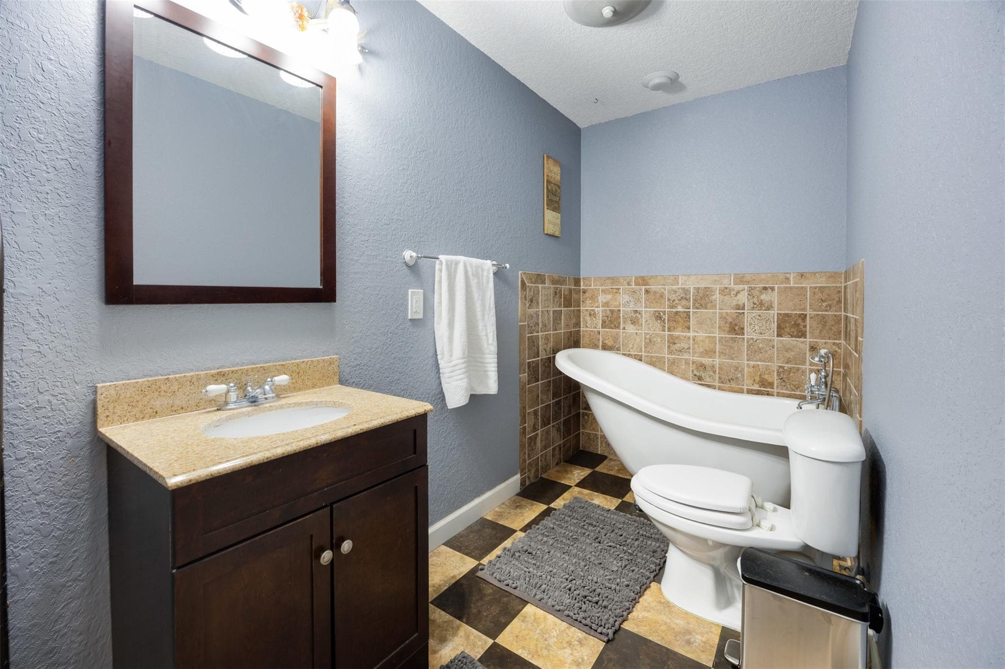 9060 County Road 128c, Wildwood, FL 34785 32