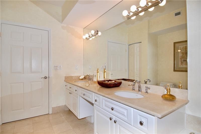 3200 N Ocean Boulevard 406, Fort Lauderdale, FL 33308 23