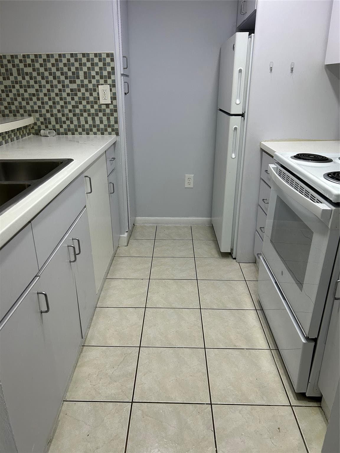 7035 NW 186th Street D-111, Hialeah, FL 33015 7