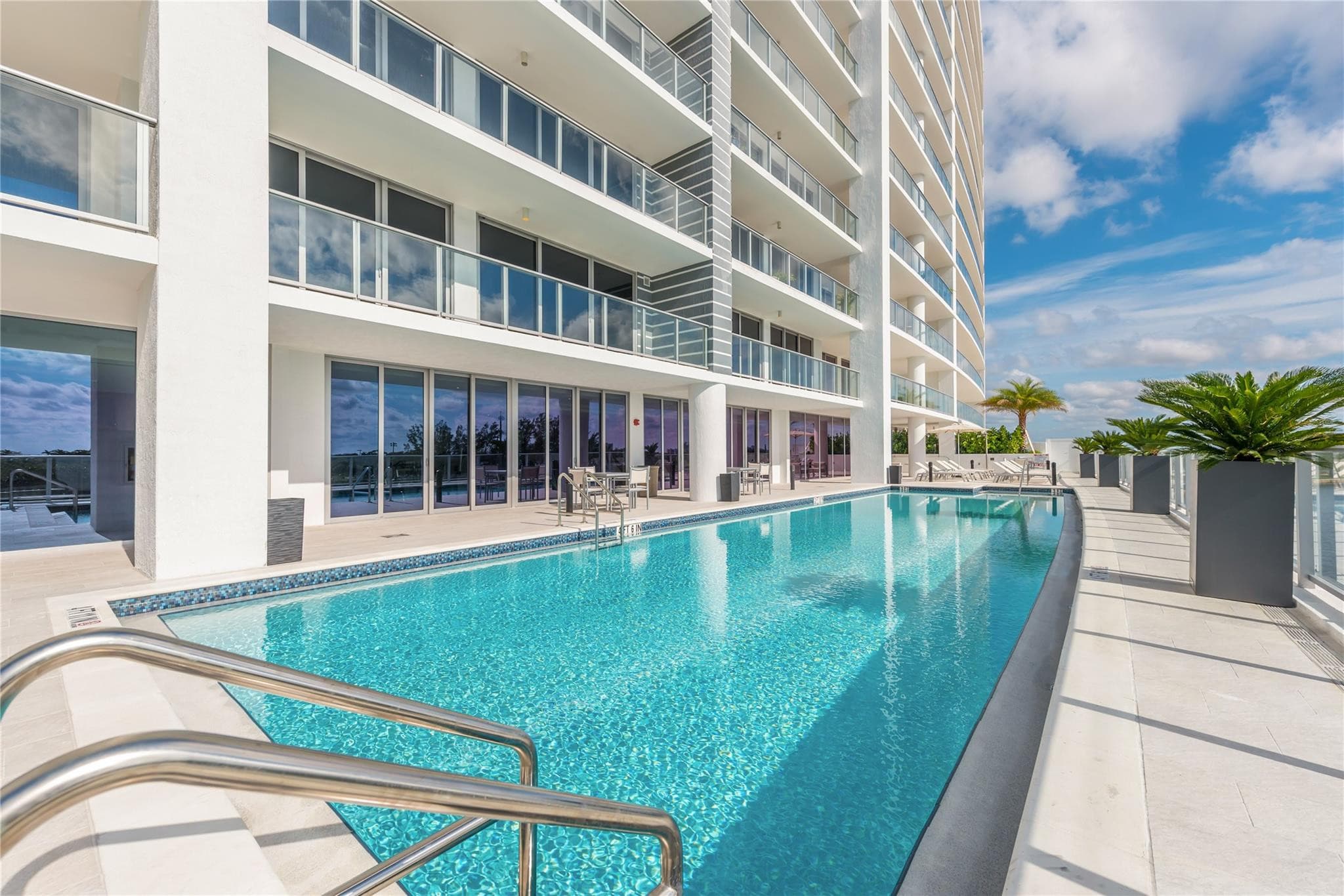 1180 N Federal Highway 1203, Fort Lauderdale, FL 33304 31