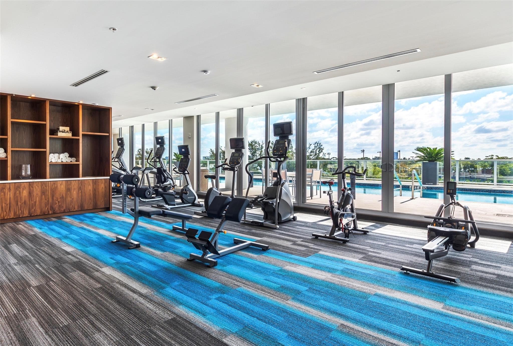 1180 N Federal Highway 1203, Fort Lauderdale, FL 33304 36