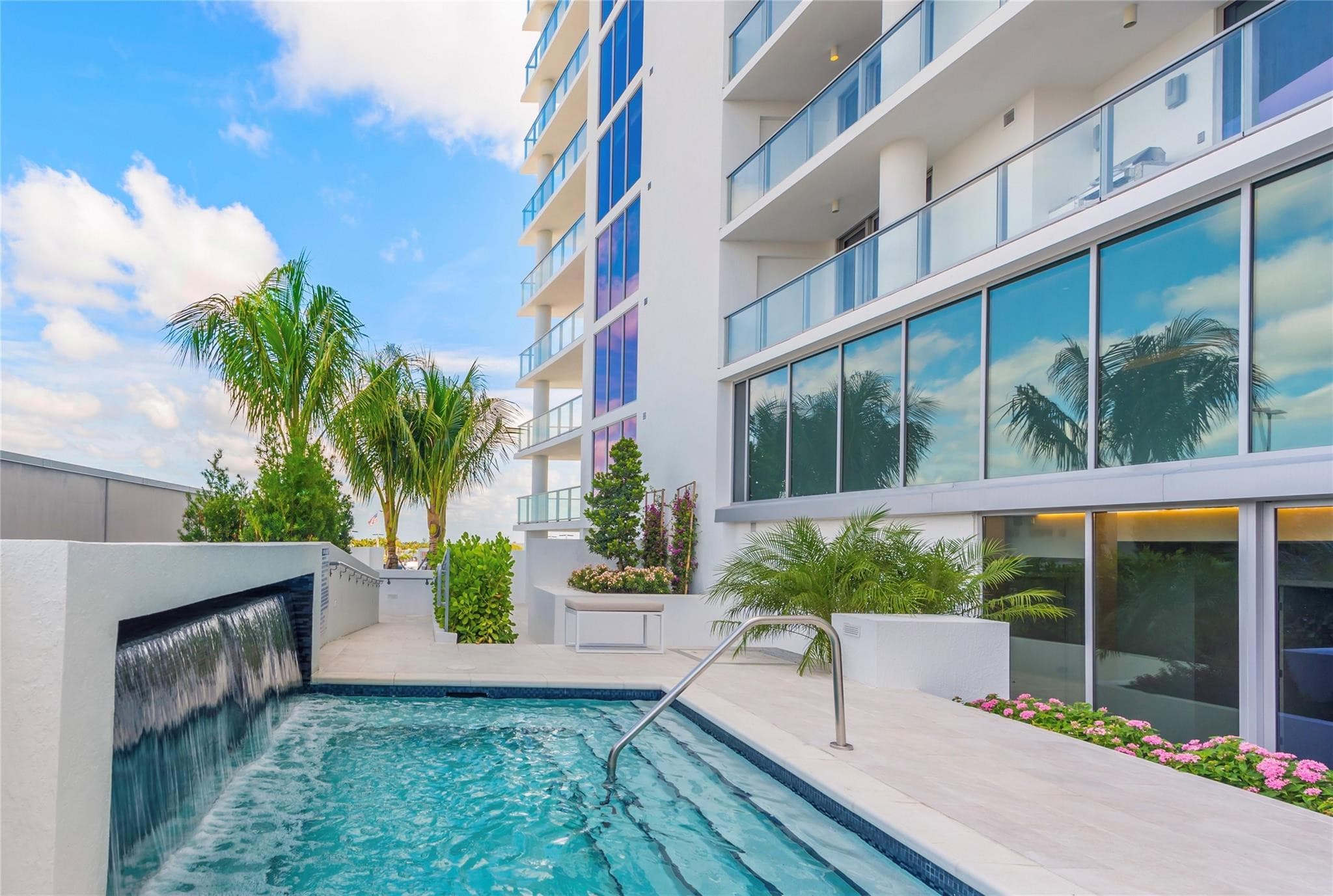 1180 N Federal Highway 1203, Fort Lauderdale, FL 33304 38