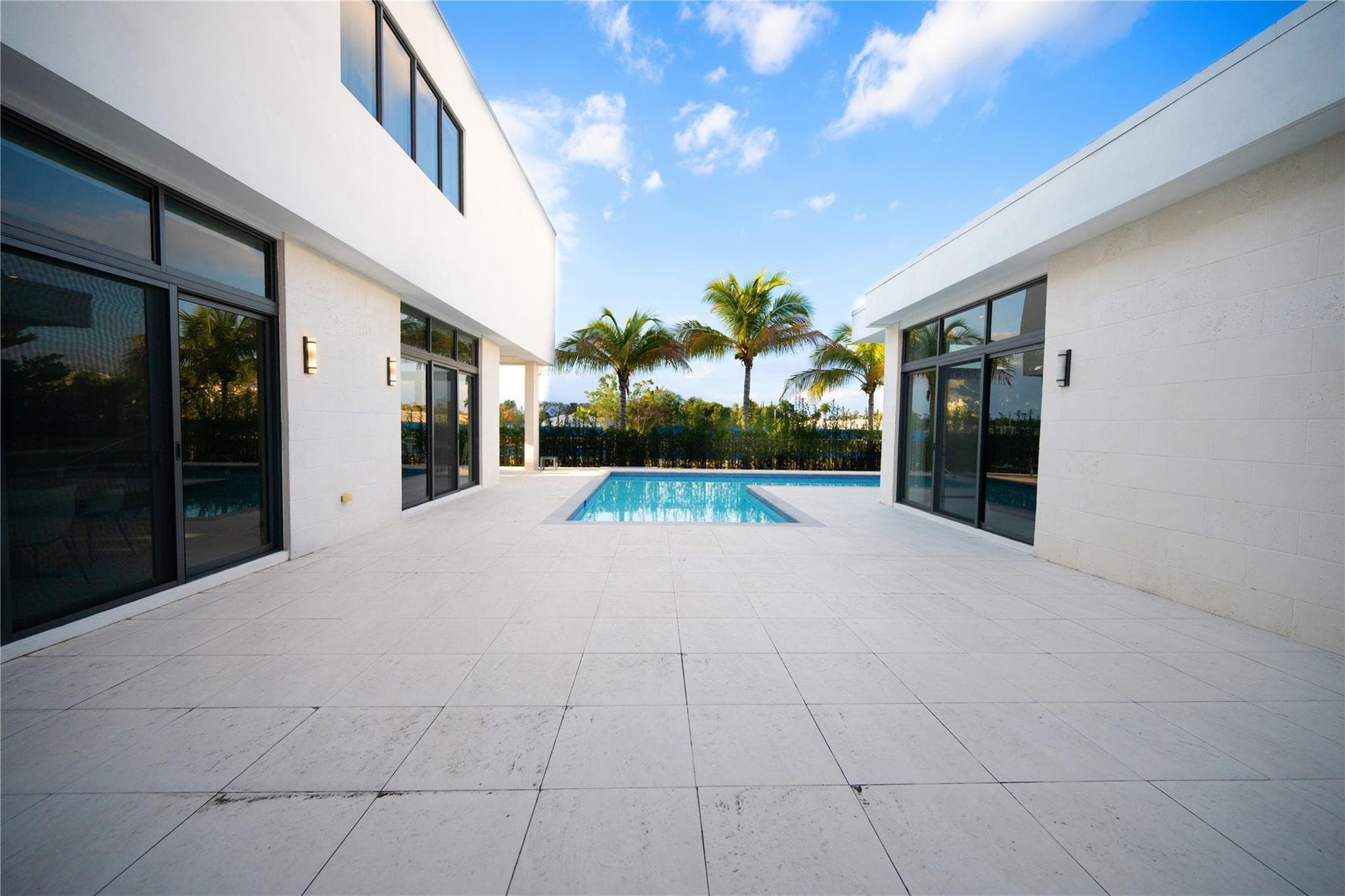 16629 N Botaniko Drive, Weston, FL 33326 30