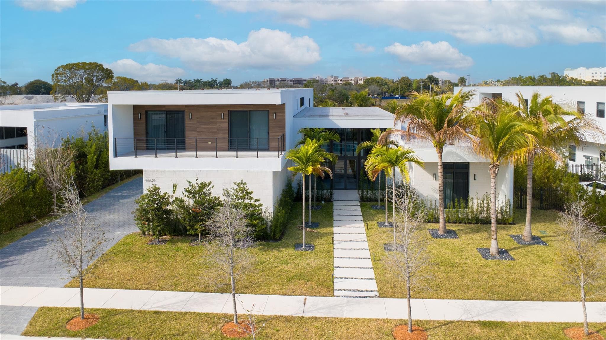 16629 N Botaniko Drive, Weston, FL 33326 77