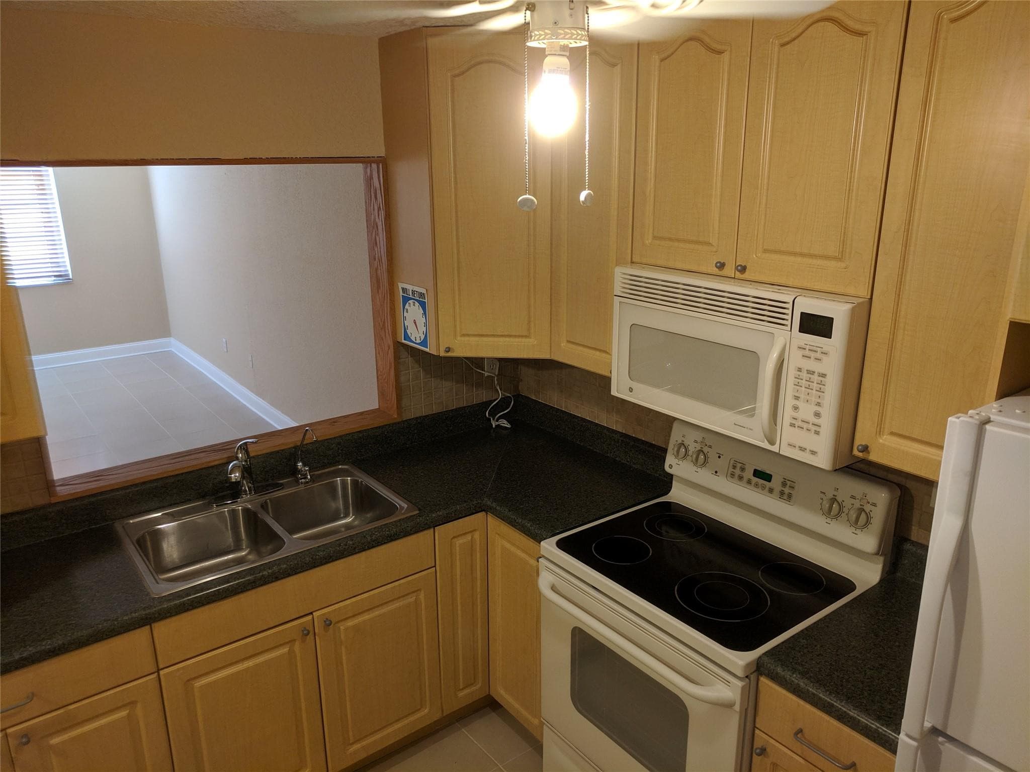 1250 NE 125th Street 312-C, North Miami, FL 33161 18