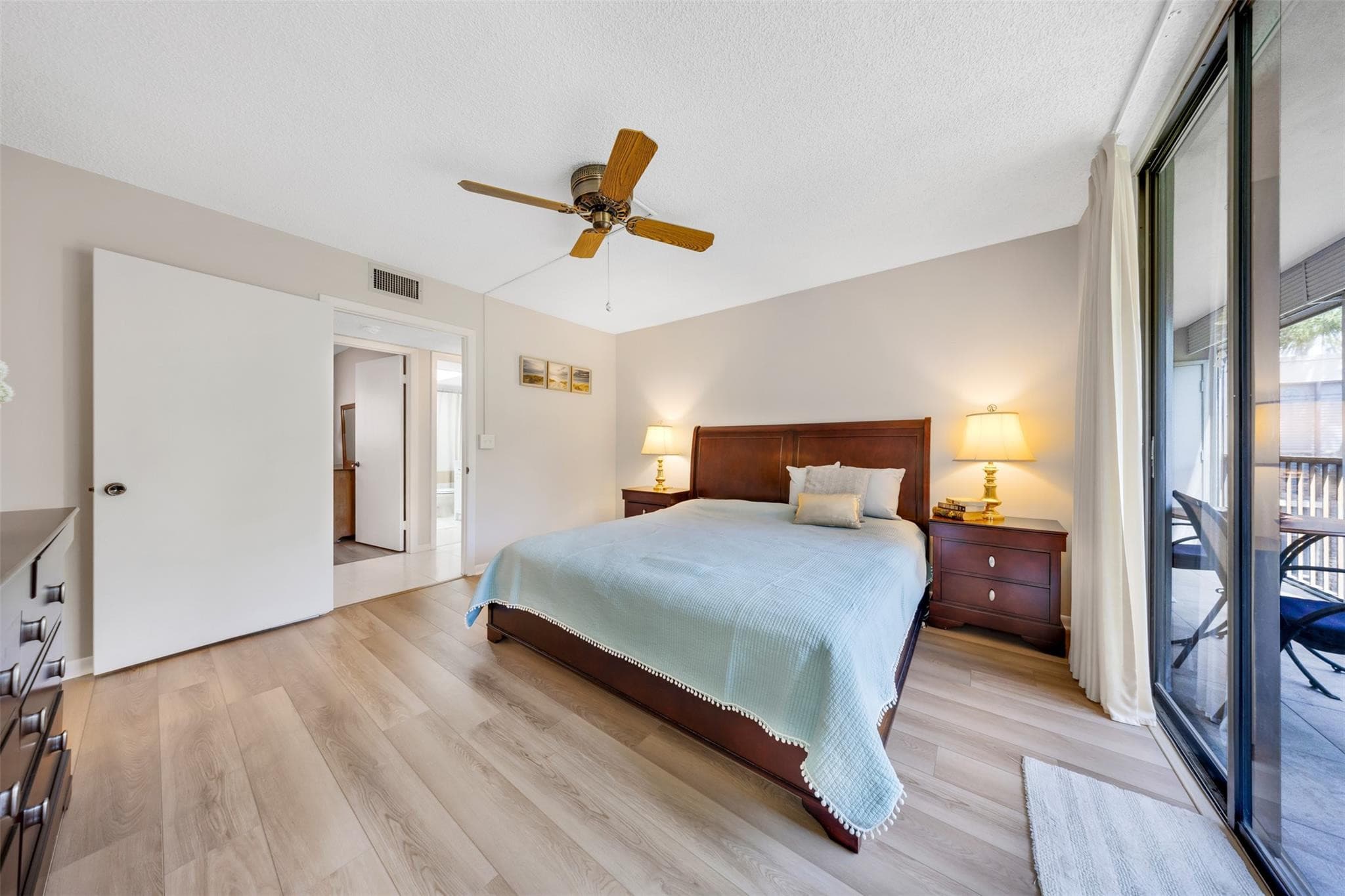 5250 Las Verdes Circle 317, Delray Beach, FL 33484 16